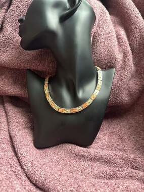 Enamel Chain Link Necklace Fall Tone Gold Tone Vintage Peach Green Maroon - ,